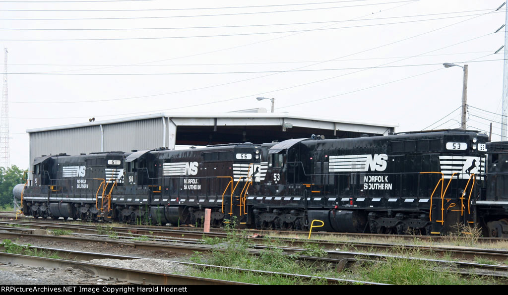 A trio of SD9M's